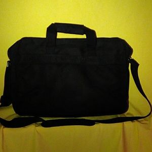 Roca Wear Messenger Bag Black Canvas